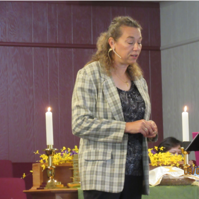 Senior Pastor<br>Pastor Jana Wear